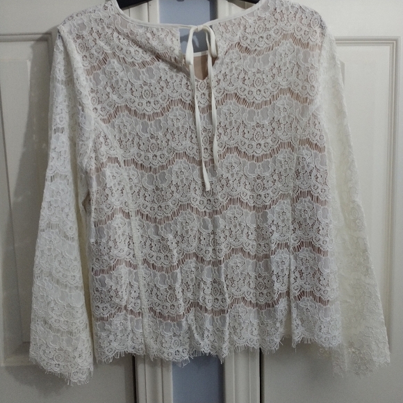 Rose & Olive White Lace Blouse  S - Picture 7 of 11